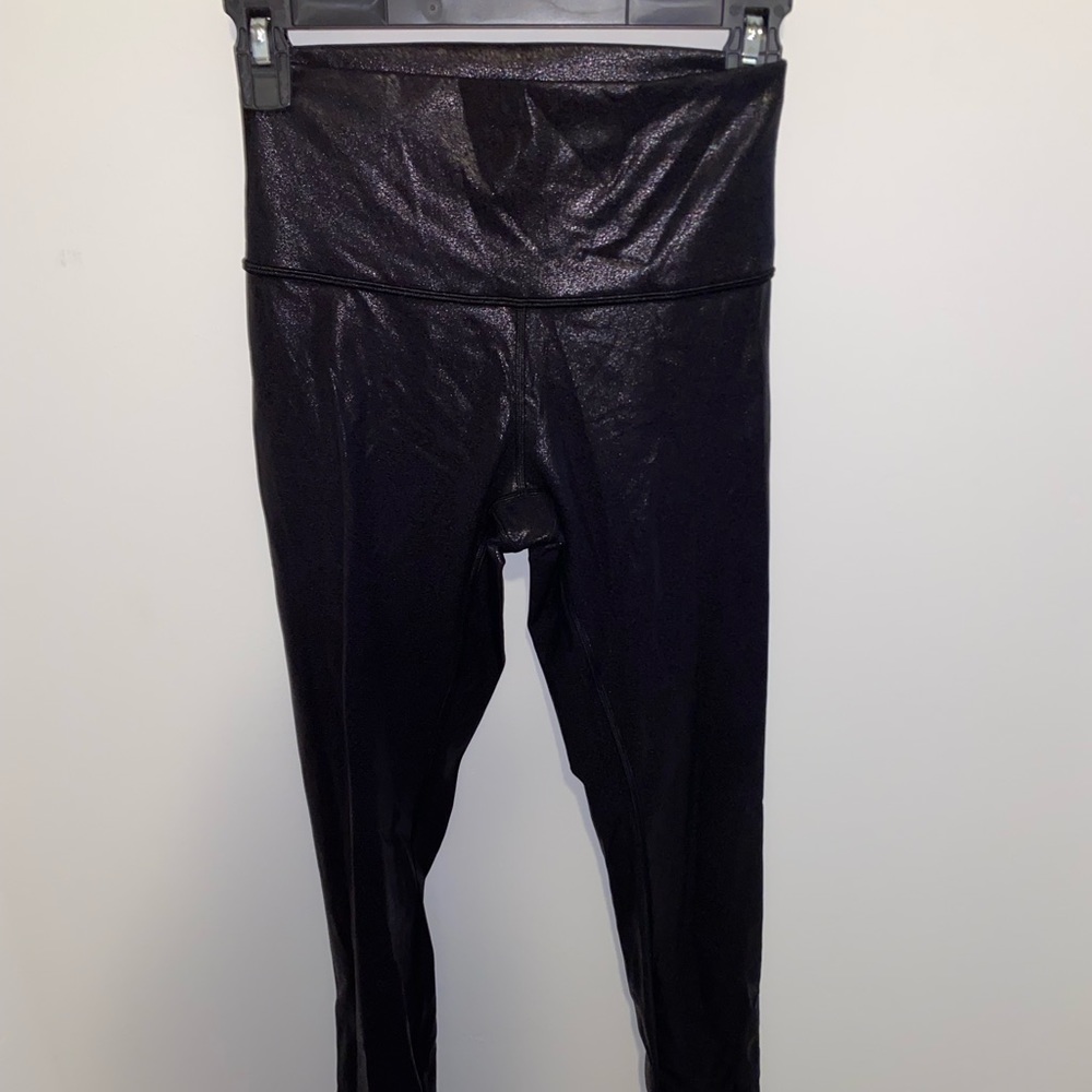 Lululemon Emboss Leggings